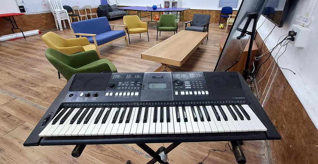 אורגן במרכז הנוער