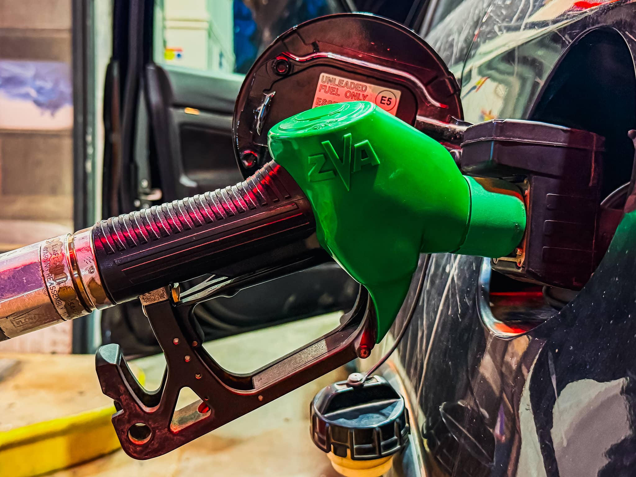 בין טהראן לחוף הכרמל: המחיר שמחלחל עד הכיס שלנו